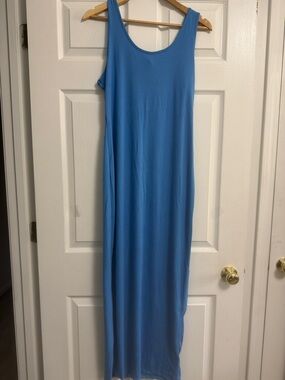 Scoop Neck Sleeveless Maxi Dress in Sky Blue